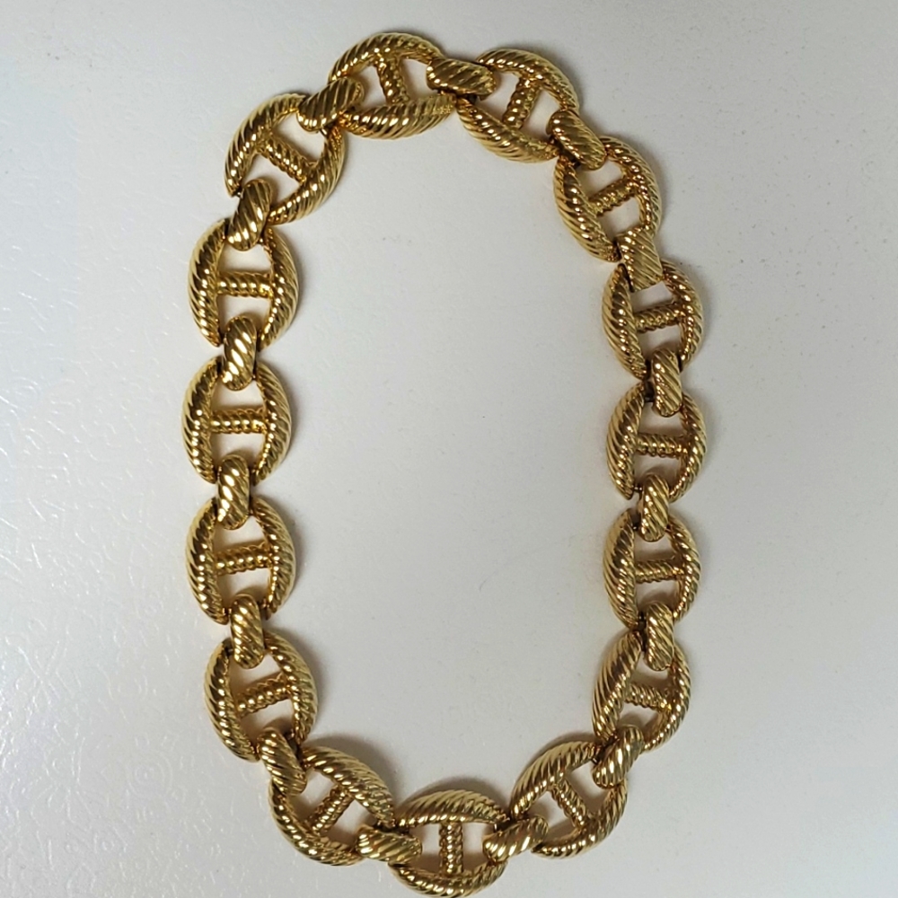 Goldtone necklace